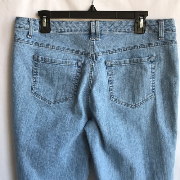 Style & Co. blue denim capris, size 12 - Picture 6 of 10